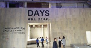 Museot Pariisi palais de tokyo days are dogs