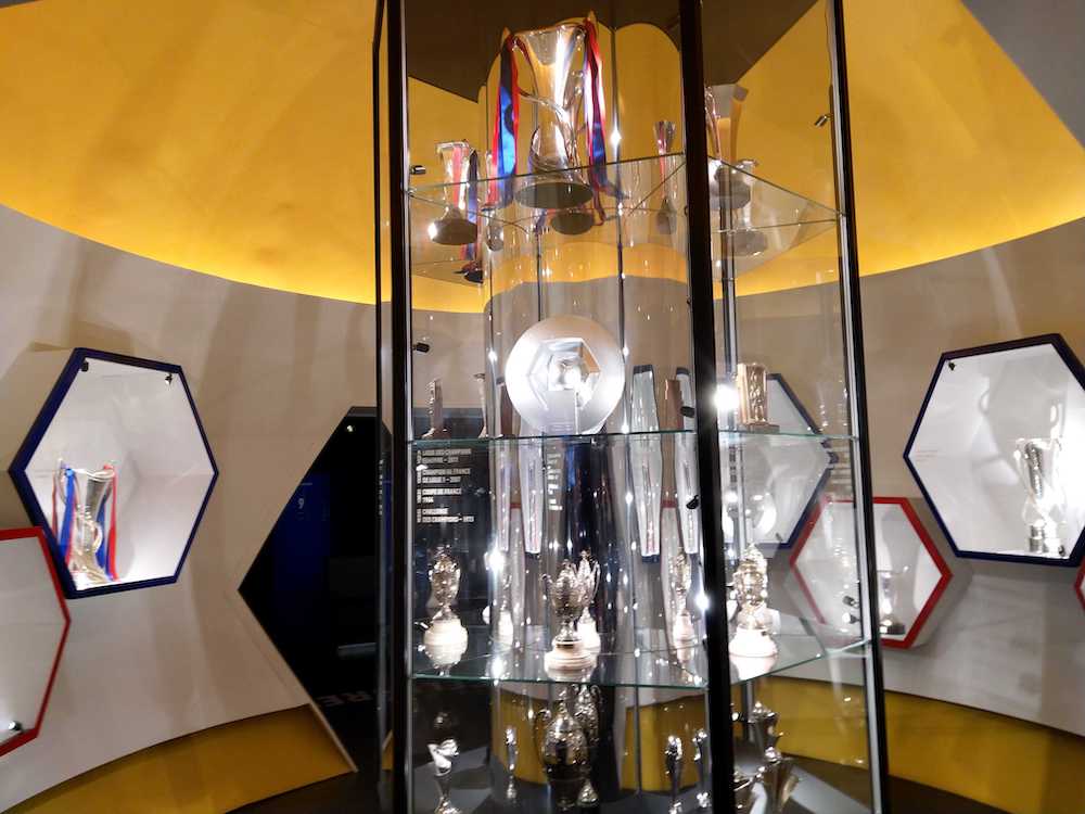 Olympique Lyonnais-museo-palkinnot